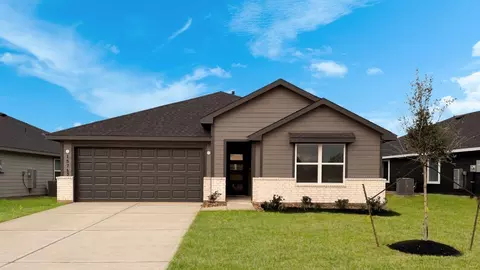 15743 Garden Ridge Dr, Montgomery, TX 77316