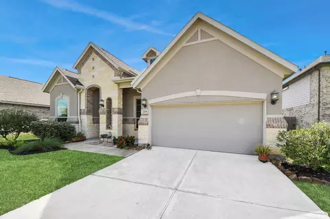 2215 Keystone Ridge Ln, Richmond, TX 77469
