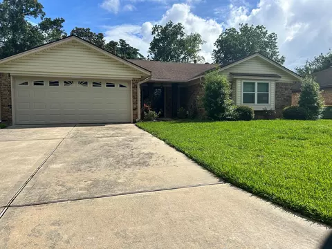 5105 Apple Springs Dr, Pearland, TX 77584