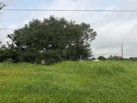 2702 14th, Hempstead, TX 77445 photo 1