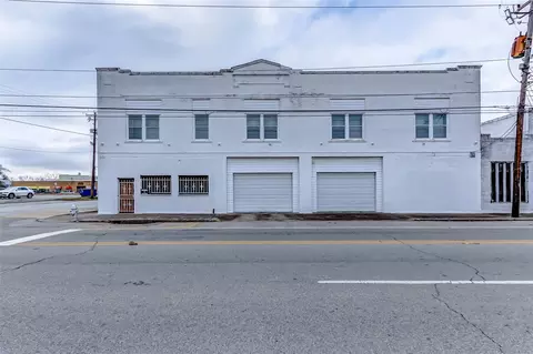 101 N Main St, Baytown, TX 77520