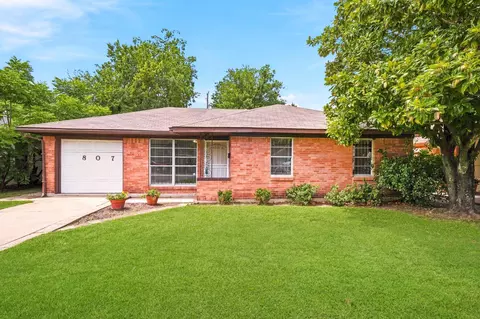 807 E 43rd St, Houston, TX 77022