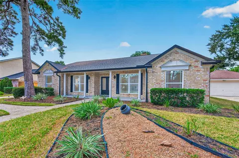 15402 Ripplestream St, Houston, TX 77068