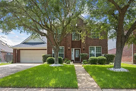 3130 Springdale Dr, Pearland, TX 77584