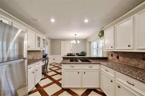 Kitchen - 17007 Windrow Dr, Spring, TX 77379 photo 5 of 5