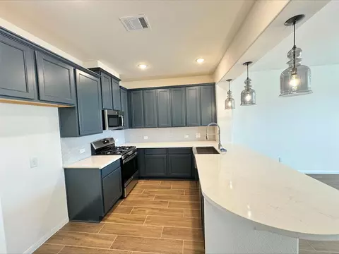 5517 Hyde Park Dr, Pasadena, TX 77505 photo 1