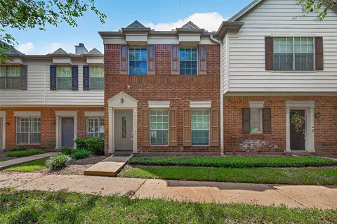 2930 Grants Lake Blvd #2202, Sugar Land, TX 77479