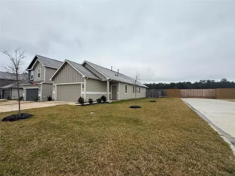14071 Chinook Dr, Conroe, TX 77384