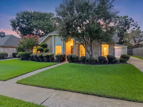 10031 Sagegate Dr, Houston, TX 77089