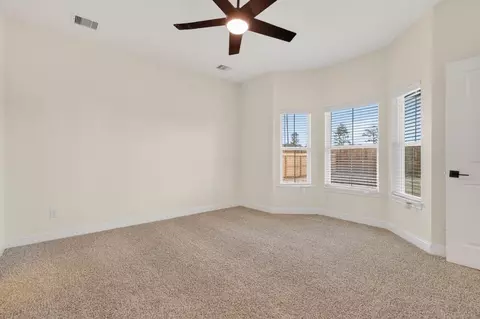 Bedroom - 11498 Durant Dr, Conroe, TX 77306 photo 2 of 3