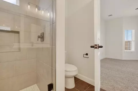 Bath - 11498 Durant Dr, Conroe, TX 77306 photo 2 of 7