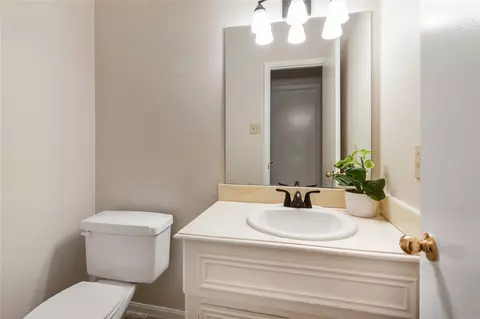 Bath - 18102 Deep Brook Dr, Spring, TX 77379 photo 5 of 5