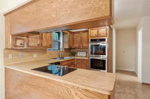 Kitchen - 18102 Deep Brook Dr, Spring, TX 77379 photo 3 of 4