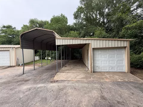 Exterior - 14275 Five Guinea Ln, Conroe, TX 77302 photo 3 of 8