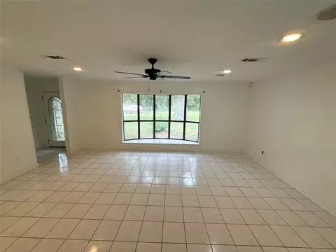 Living - 14275 Five Guinea Ln, Conroe, TX 77302 photo 2 of 3
