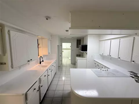 Kitchen - 14275 Five Guinea Ln, Conroe, TX 77302 photo 1 of 1