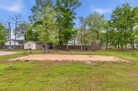 637 Wexford Dr, Conroe, TX 77303 photo 3