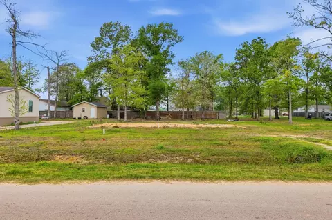 637 Wexford Dr, Conroe, TX 77303