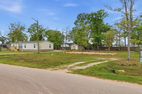 637 Wexford Dr, Conroe, TX 77303 photo 2