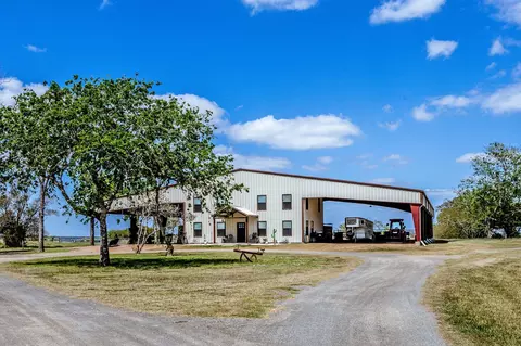 4200 Fm 2546, El Campo, TX 77437