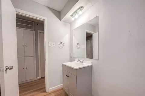Bath - 23131 Earlmist Dr, Spring, TX 77373 photo 3 of 5