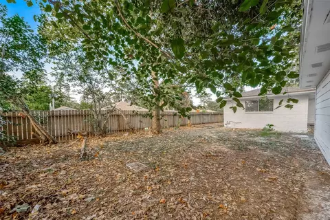 Exterior - 23131 Earlmist Dr, Spring, TX 77373 photo 8 of 9