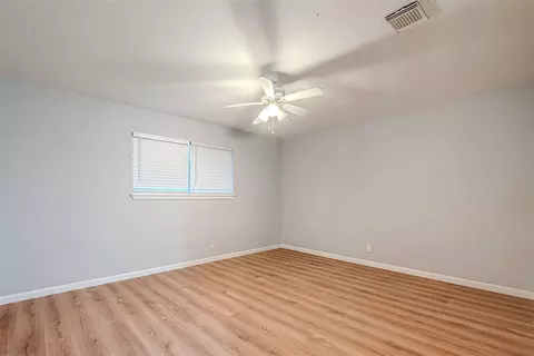 Bedroom - 23131 Earlmist Dr, Spring, TX 77373 photo 3 of 4