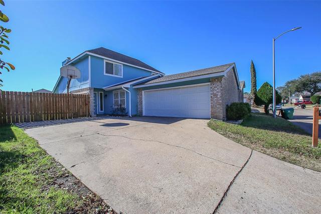 9511 Sharpcrest St, Houston, TX 77036