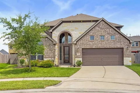 19106 Arcadia Cove Ct, Cypress, TX 77429