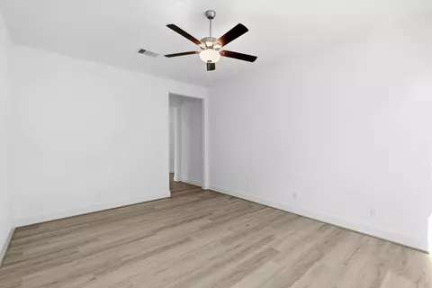 Bedroom - 10271 Bluegill Crest Dr, Willis, TX 77318 photo 2 of 4