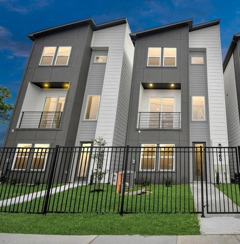 4802 Elysian St #CD, Houston, TX 77009