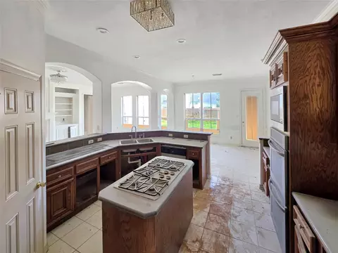 Kitchen - 7402 Regency Pl, Spring, TX 77379 photo 1 of 1