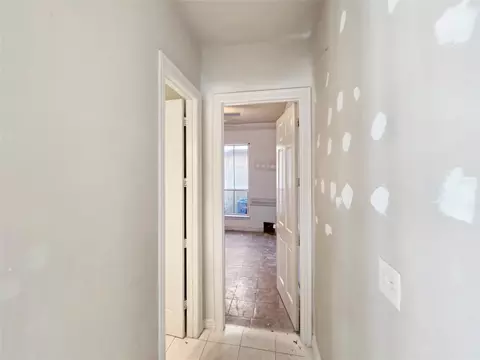 Entry Way - 7402 Regency Pl, Spring, TX 77379 photo 3 of 4