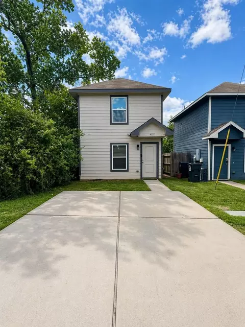 4139 Sam Houston Rd, Willis, TX 77378