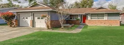 1710 W 11th St, Freeport, TX 77541