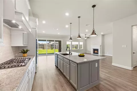 9615 Hunters Run Dr, Missouri City, TX 77459
