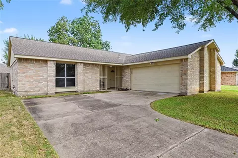 13122 Chipman Glen Dr, Houston, TX 77082
