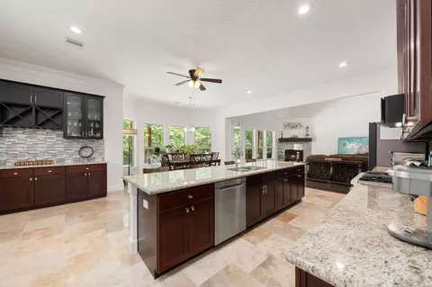 Kitchen - 1902 1904 Boulder Ridge Dr, Conroe, TX 77304 photo 3 of 3