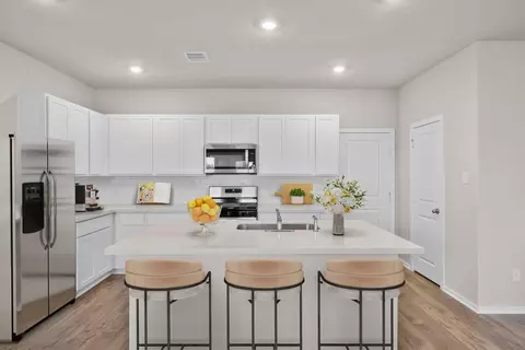 Kitchen - 12072 Moonlight Path Dr, Conroe, TX 77304 photo 1 of 4