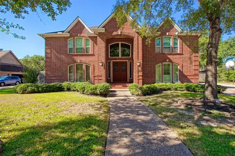 14907 Pine Point Ct, Houston, TX 77070