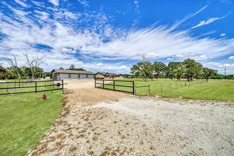 5792 Andert Rd, Bryan, TX 77808