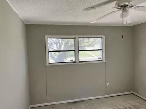 Bedroom - 917 Nelson St, Borger, TX 79007 photo 1 of 1