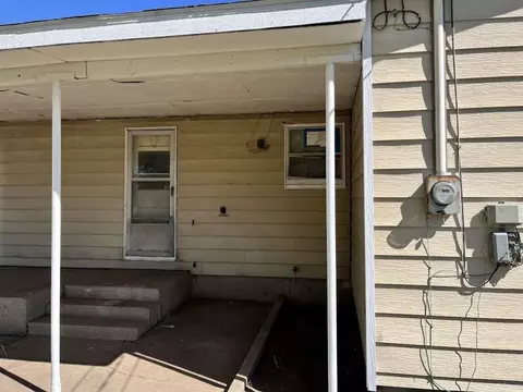 Exterior - 917 Nelson St, Borger, TX 79007 photo 2 of 6