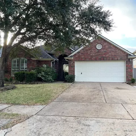 2606 Sun Flare Ln, Pearland, TX 77584