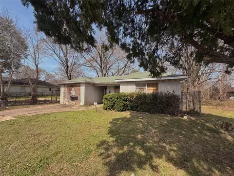 3747 Dreyfus St, Houston, TX 77021
