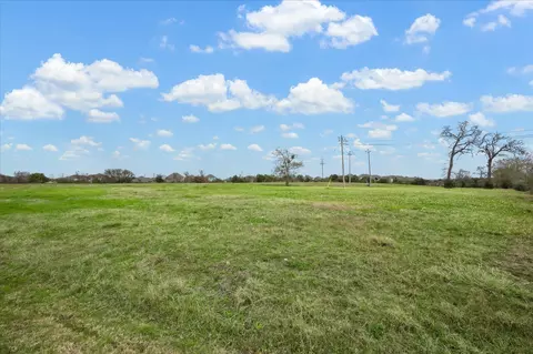 19605 Old Galveston Rd, Webster, TX 77598
