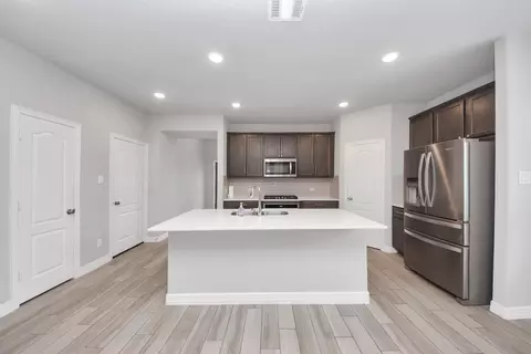 Kitchen - 196 Chestnut Meadow Dr, Conroe, TX 77384 photo 1 of 4