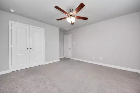Bedroom - 196 Chestnut Meadow Dr, Conroe, TX 77384 photo 5 of 10