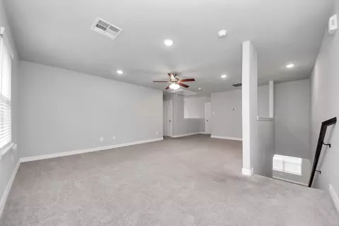 Living - 196 Chestnut Meadow Dr, Conroe, TX 77384 photo 3 of 7