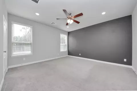 Bedroom - 196 Chestnut Meadow Dr, Conroe, TX 77384 photo 6 of 10